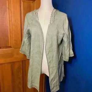 Valentina Naldo 100% Linen Light Green Lace-Trimmed Cardigan Top. One size